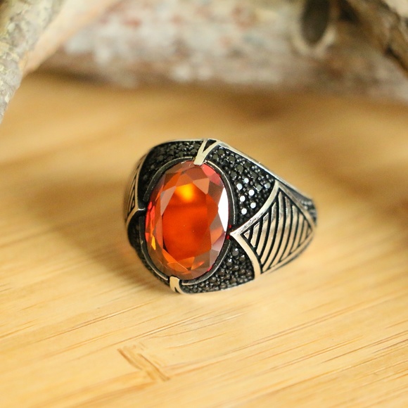 Sterling Silver Men's Ring, Black and Red S 10 - Picture 2 of 8